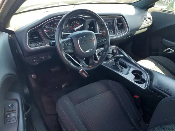 2C3CDZAG9JH318069 2018 DODGE CHALLENGER - Image 8