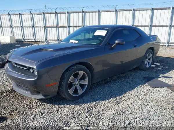 2C3CDZAG9JH321599 2018 DODGE CHALLENGER - Image 2