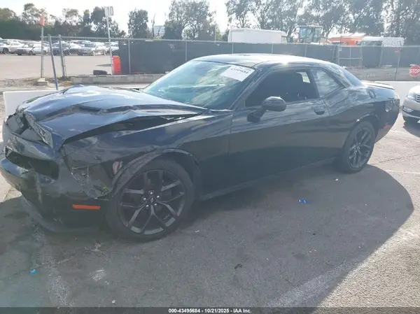 2C3CDZAG9KH504079 2019 DODGE CHALLENGER - Image 2