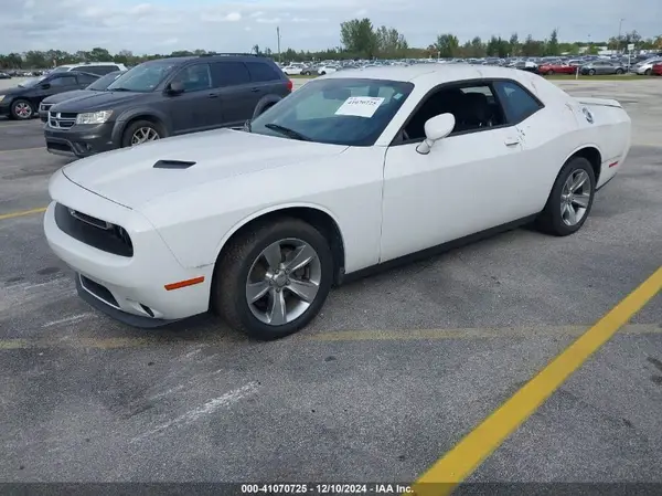 2C3CDZAG9KH524848 2019 DODGE CHALLENGER - Image 2