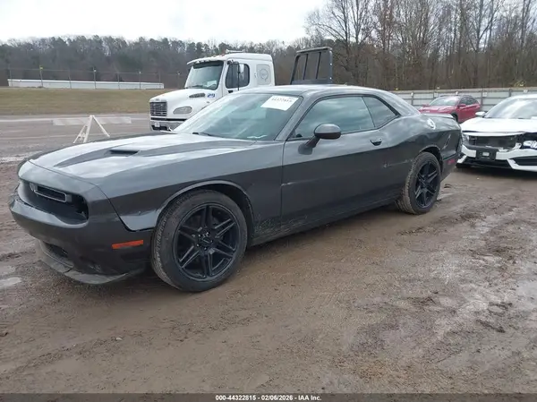 2C3CDZAG9KH624173 2019 DODGE CHALLENGER - Image 2