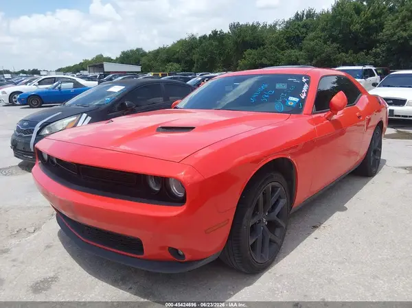 2C3CDZAG9KH667864 2019 DODGE CHALLENGER - Image 2