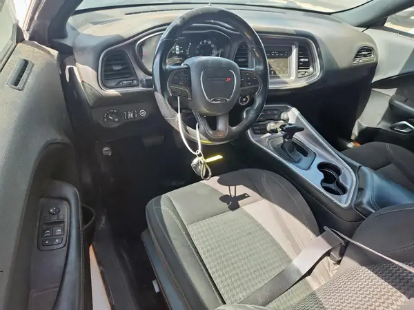 2C3CDZAG9KH680047 2019 DODGE CHALLENGER - Image 8