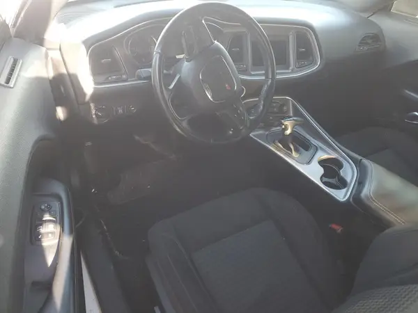 2C3CDZAG9KH684082 2019 DODGE CHALLENGER - Image 8