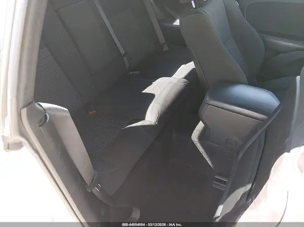 2C3CDZAG9KH691629 2019 DODGE CHALLENGER - Image 8