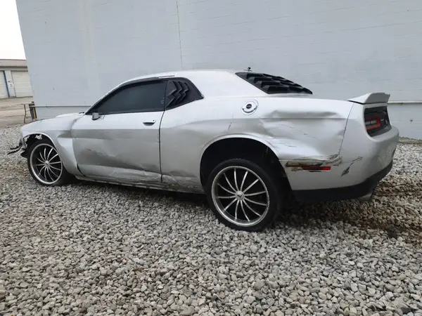 2C3CDZAG9KH731319 2019 DODGE CHALLENGER - Image 2