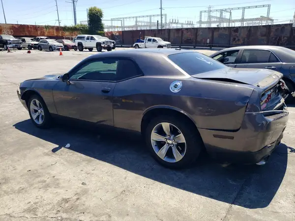 2C3CDZAG9KH750856 2019 DODGE CHALLENGER - Image 2