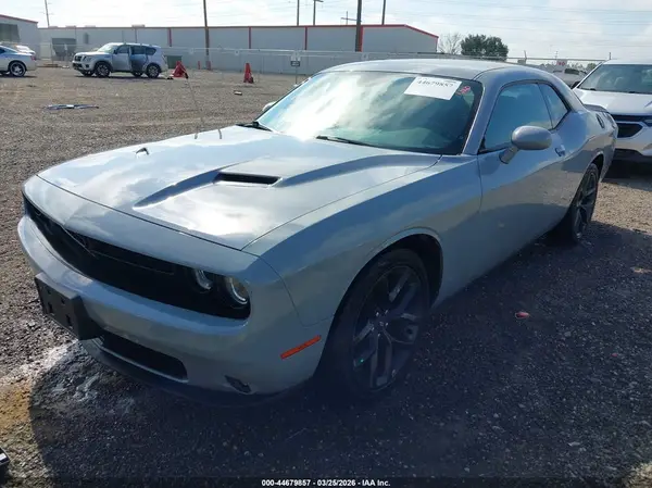 2C3CDZAG9LH218749 2020 DODGE CHALLENGER - Image 2