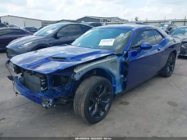2C3CDZAG9LH243523 2020 DODGE CHALLENGER - Image 2