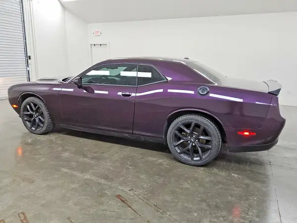 2C3CDZAG9MH586981 2021 DODGE CHALLENGER - Image 2