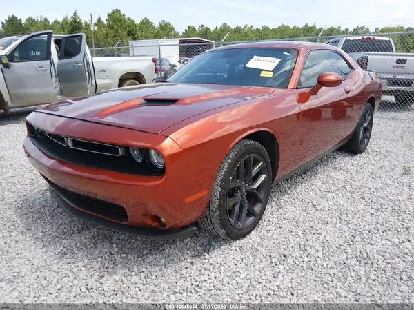 2C3CDZAG9NH211870 2022 DODGE CHALLENGER - Image 2