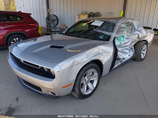2C3CDZAG9PH526414 2023 DODGE CHALLENGER - Image 2