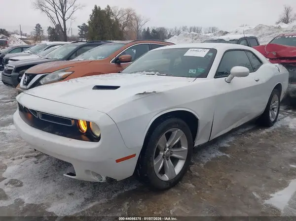2C3CDZAG9PH563057 2023 DODGE CHALLENGER - Image 2