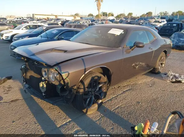 2C3CDZAG9PH597113 2023 DODGE CHALLENGER - Image 2