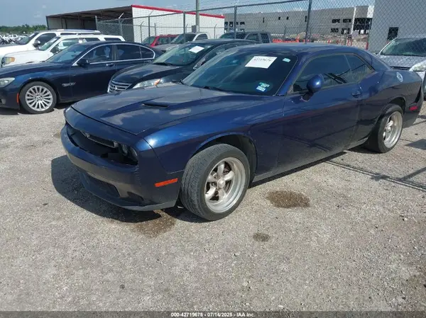 2C3CDZAGXGH108461 2016 DODGE CHALLENGER - Image 2