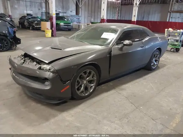 2C3CDZAGXGH249983 2016 DODGE CHALLENGER - Image 2
