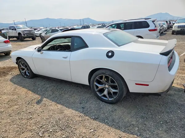 2C3CDZAGXGH331485 2016 DODGE CHALLENGER - Image 2