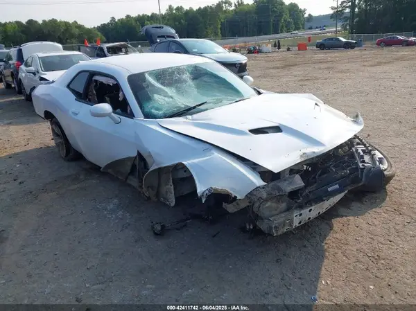 2C3CDZAGXGH344754 2016 DODGE CHALLENGER - Image 1