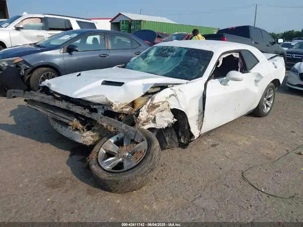 2C3CDZAGXGH344754 2016 DODGE CHALLENGER - Image 2