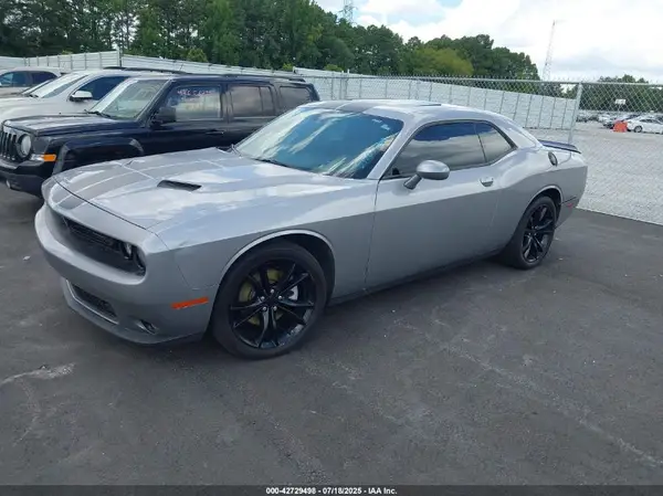2C3CDZAGXGH345077 2016 DODGE CHALLENGER - Image 2