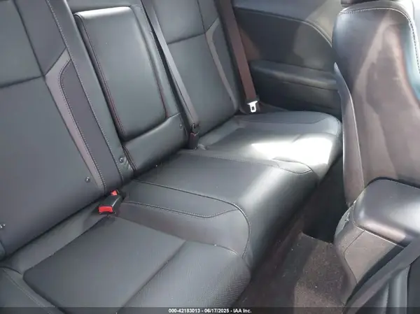 2C3CDZAGXHH501071 2017 DODGE CHALLENGER - Image 8