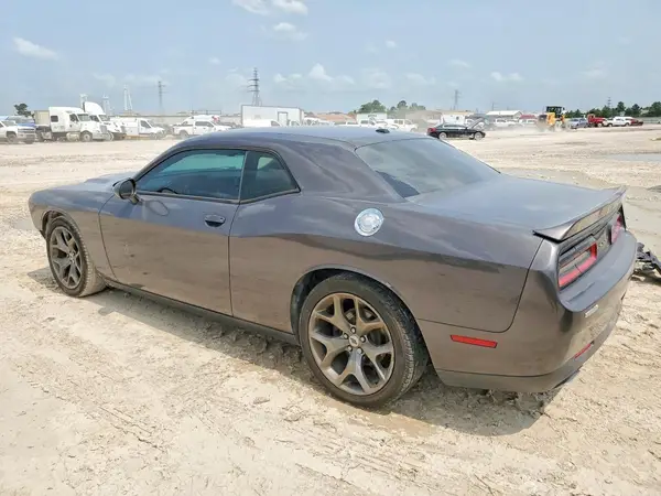 2C3CDZAGXHH501426 2017 DODGE CHALLENGER - Image 2