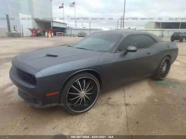 2C3CDZAGXHH536211 2017 DODGE CHALLENGER - Image 2