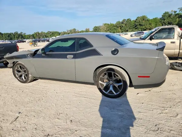 2C3CDZAGXHH540601 2017 DODGE CHALLENGER - Image 2