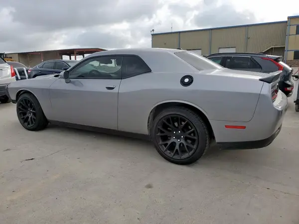 2C3CDZAGXHH558287 2017 DODGE CHALLENGER - Image 2