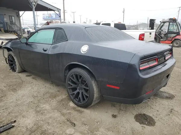 2C3CDZAGXHH587417 2017 DODGE CHALLENGER - Image 2