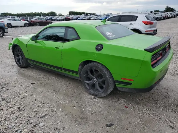 2C3CDZAGXHH601087 2017 DODGE CHALLENGER - Image 2