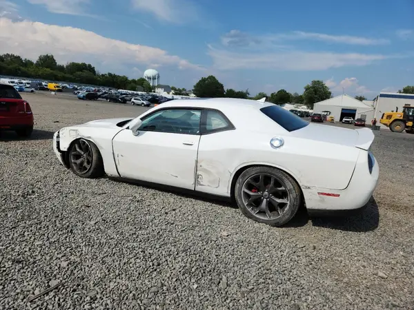 2C3CDZAGXHH626166 2017 DODGE CHALLENGER - Image 2