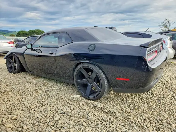 2C3CDZAGXJH123937 2018 DODGE CHALLENGER - Image 2