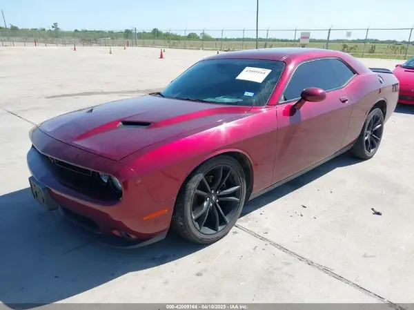 2C3CDZAGXJH128040 2018 DODGE CHALLENGER - Image 2