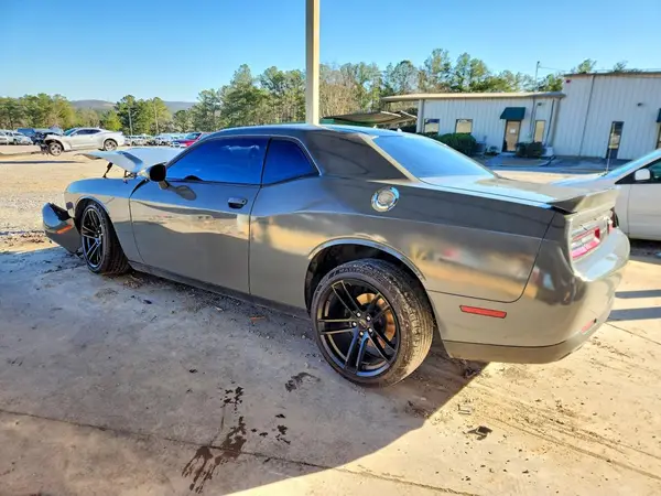 2C3CDZAGXJH138633 2018 DODGE CHALLENGER - Image 2