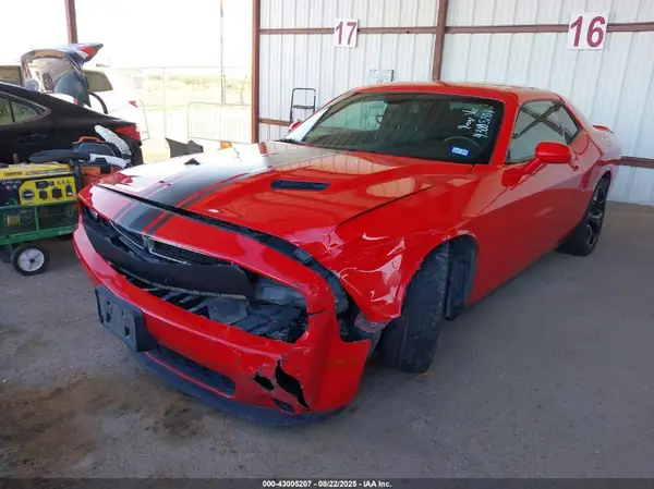 2C3CDZAGXJH153052 2018 DODGE CHALLENGER - Image 2
