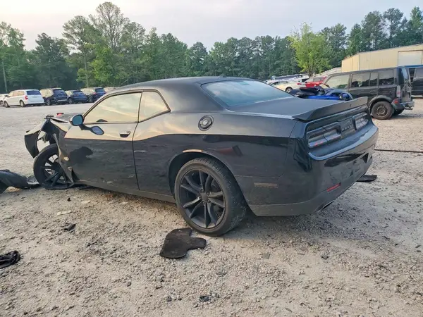 2C3CDZAGXJH153200 2018 DODGE CHALLENGER - Image 2