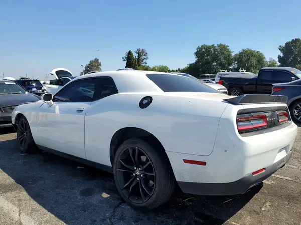 2C3CDZAGXJH153214 2018 DODGE CHALLENGER - Image 2