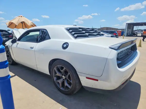 2C3CDZAGXJH178372 2018 DODGE CHALLENGER - Image 2