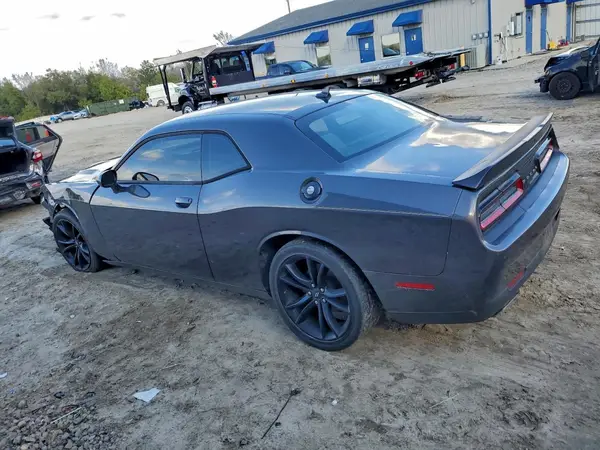 2C3CDZAGXJH182020 2018 DODGE CHALLENGER - Image 2