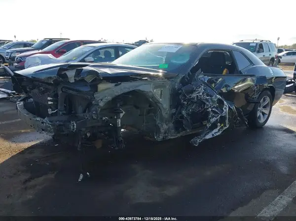 2C3CDZAGXJH202590 2018 DODGE CHALLENGER - Image 2