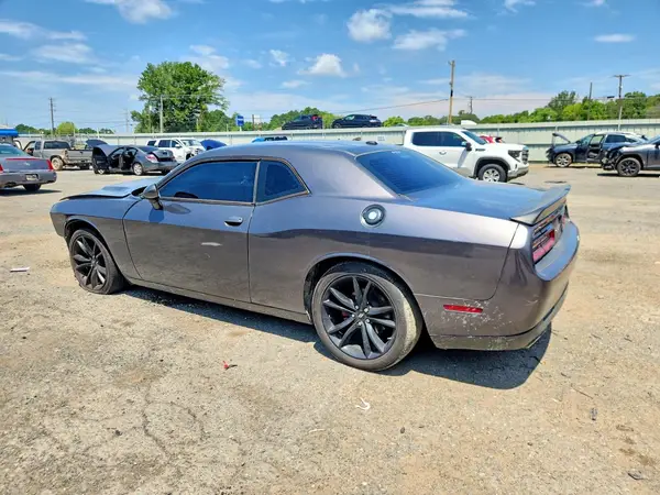2C3CDZAGXJH204615 2018 DODGE CHALLENGER - Image 2