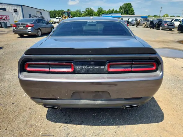 2C3CDZAGXJH204615 2018 DODGE CHALLENGER - Image 8