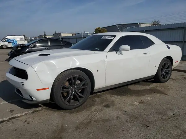 2C3CDZAGXJH216960 2018 DODGE CHALLENGER - Image 1