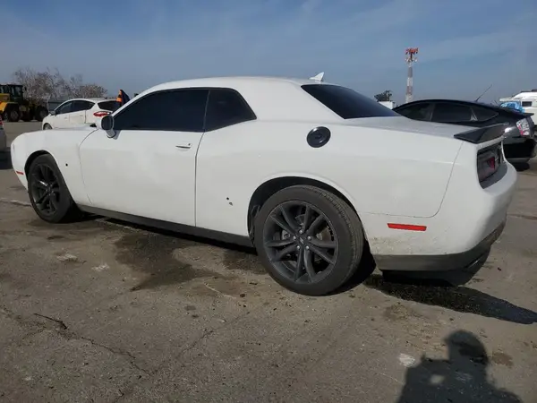 2C3CDZAGXJH216960 2018 DODGE CHALLENGER - Image 2