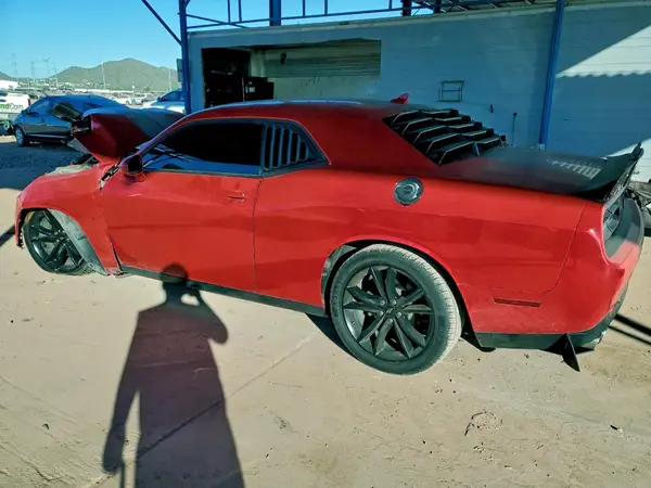 2C3CDZAGXJH246220 2018 DODGE CHALLENGER - Image 2
