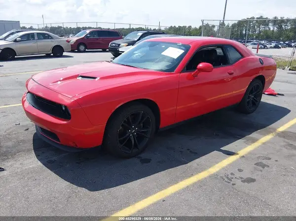2C3CDZAGXJH251885 2018 DODGE CHALLENGER - Image 2
