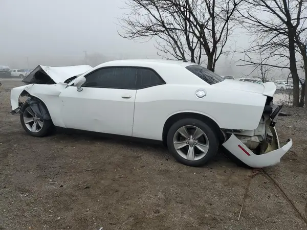 2C3CDZAGXJH270162 2018 DODGE CHALLENGER - Image 2