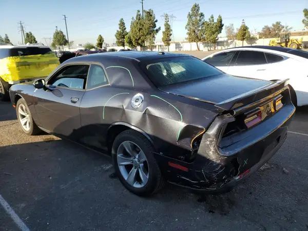 2C3CDZAGXJH271571 2018 DODGE CHALLENGER - Image 2