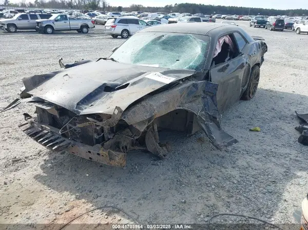 2C3CDZAGXJH271893 2018 DODGE CHALLENGER - Image 2